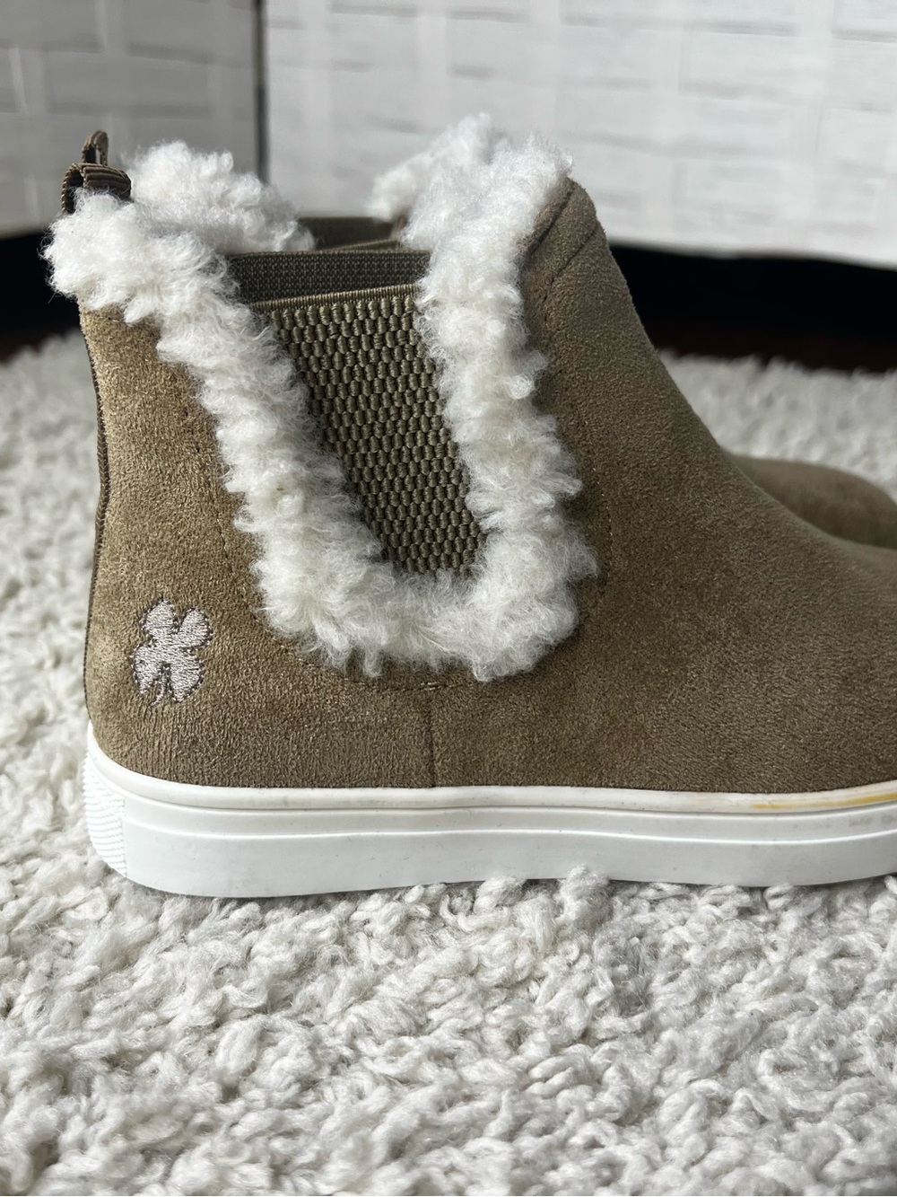 GIRLS LUCKY BRAND FAUX SUEDE/FUR BOOTS SZ 13 NWT - Picture 2 of 16